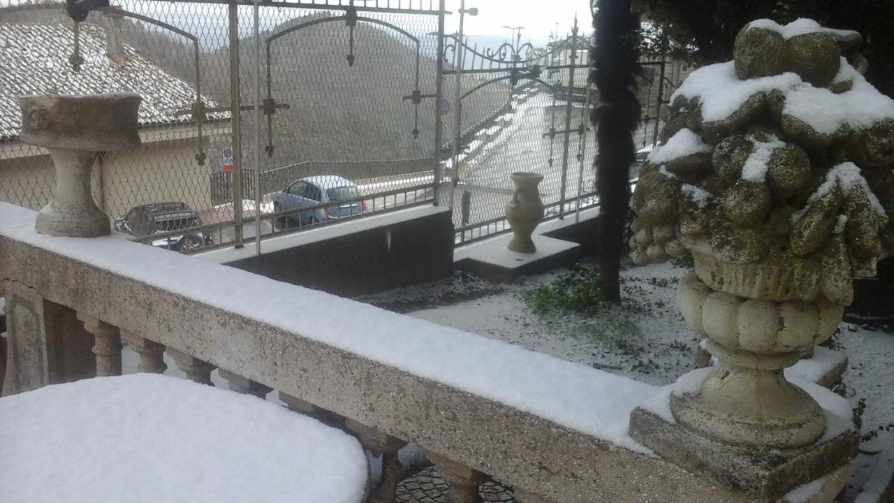 Sant'Agata di Puglia Villa Di Miscio מראה חיצוני תמונה