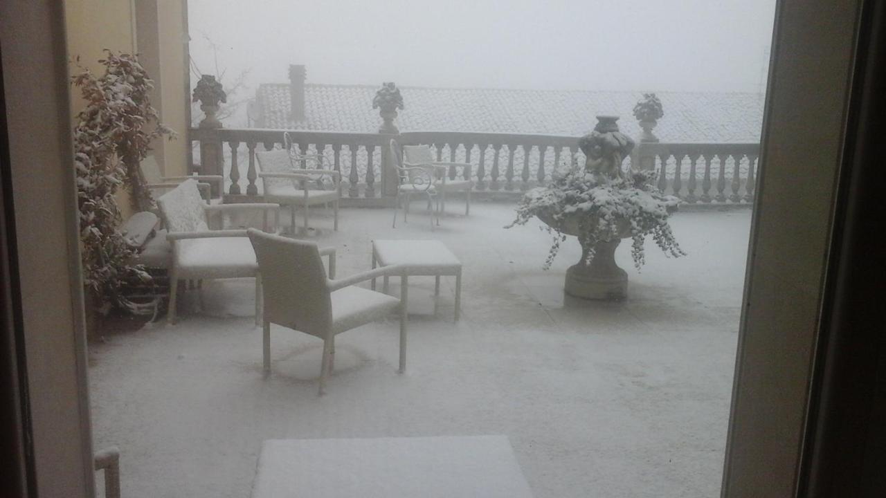 Sant'Agata di Puglia Villa Di Miscio מראה חיצוני תמונה
