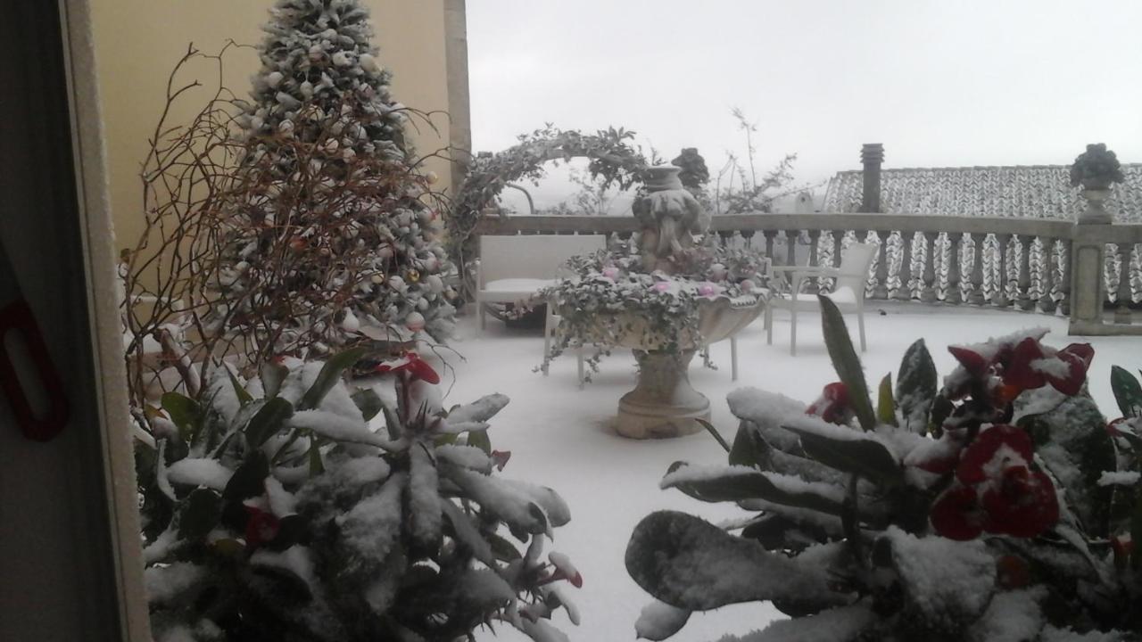 Sant'Agata di Puglia Villa Di Miscio מראה חיצוני תמונה